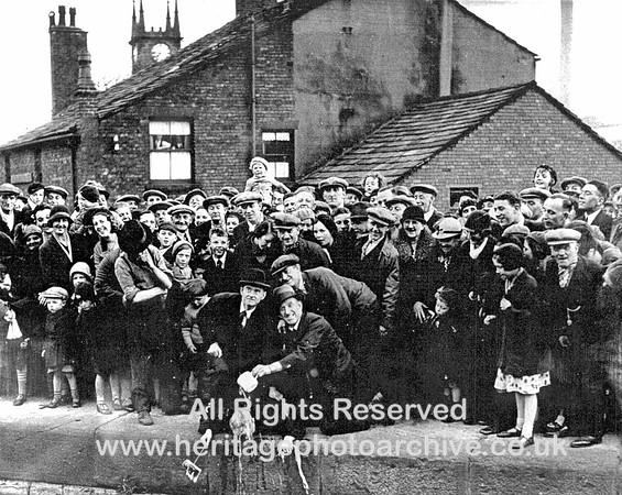 HRS 4041 Ringley mock mayor
