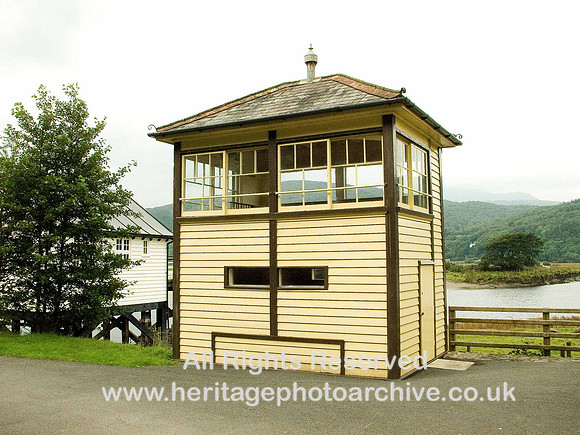 HRS 4389 Penmaenpool signal cabin GWR 2008