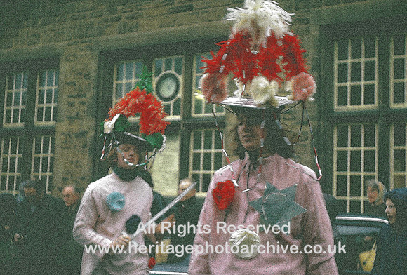 HRS 4525 Midgely pace-egg play 1970s