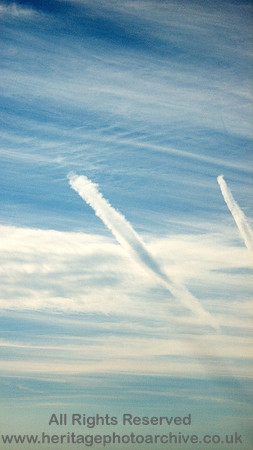 HRS 4596  Con trail with shadow from Gt Orme 23 July 2007