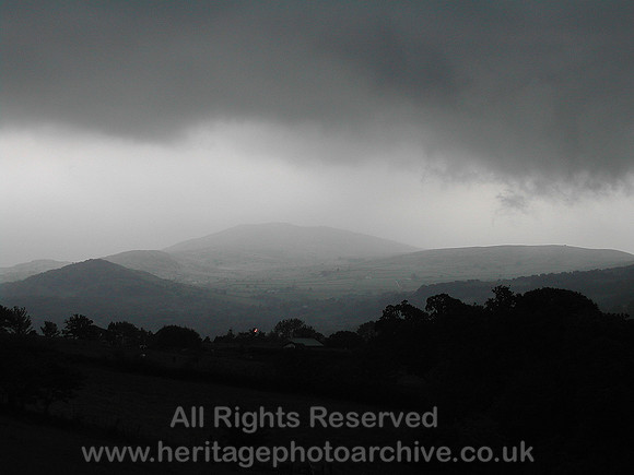 HRS 4600 Clouds over Tal-y-Fan June 2003