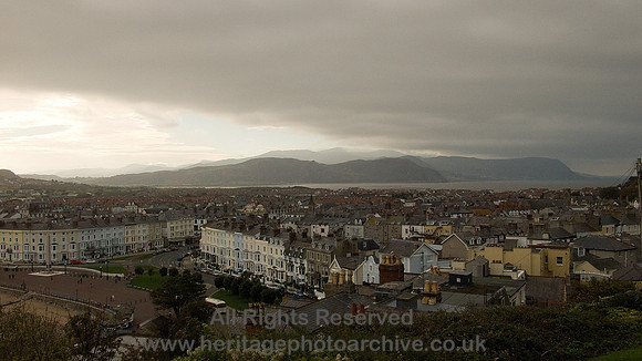 HRS 4602 Frontal system over Snowdonia from Gt Orme 1st Oct 2007