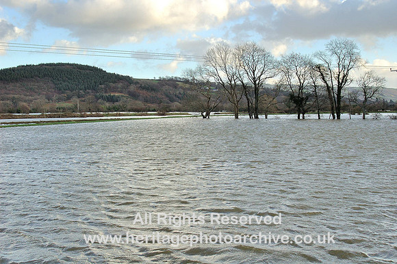 HRS 4605 Dolgarrog, flooded fields 8 Jan 2005