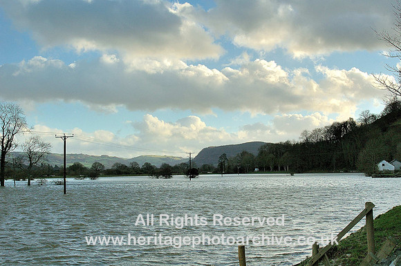 HRS 4606 Dolgarrog, floods in nearby fields 8 Jan 2005