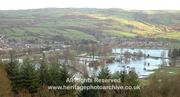 HRS 4611 Llanrwst and Conwy valley flood view from Trefriw 8 Jan 2005