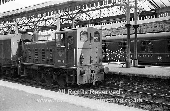 HRS 4667 York diesel shunter D2063 in station 1964