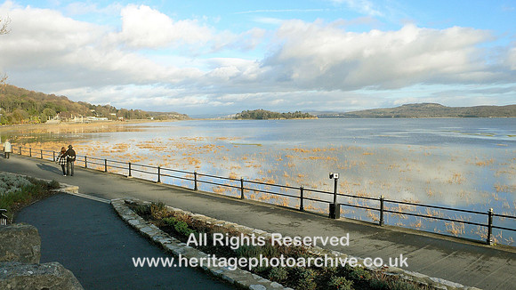 HRS 4952 Grange-over-sands at high tide 24 Jan 2011