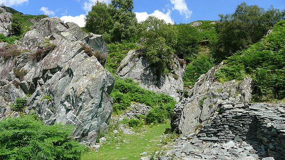 HRS 7875 Photo Location 5 Eastern quarry with workman's shelter right