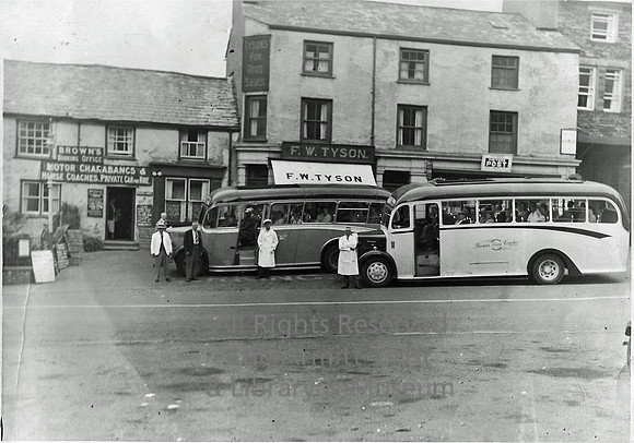 Coaches in Market Square, Ambleside-1