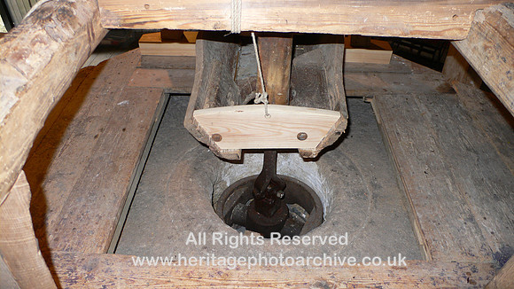 HRS 5004 Heron Corn Mill, Top stone 2009