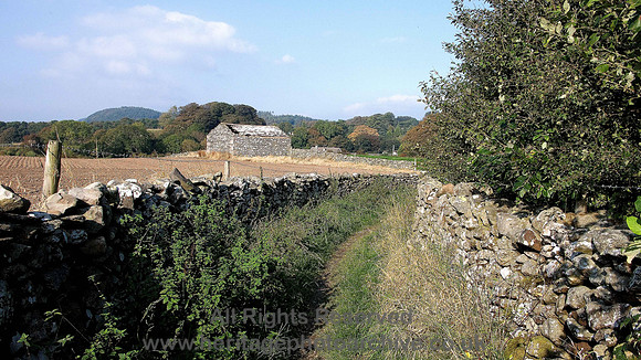 HRS 5056 Flookburgh, Footpath near Cark Farm 2010
