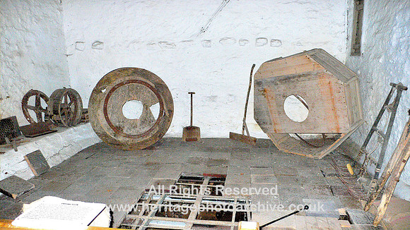 HRS 2119 Heron Corn Mill drying room