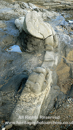 HRS 5152 Silurian, Clarach Bay sea shore rocks 2008
