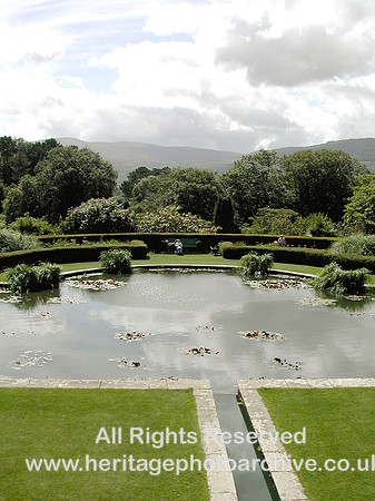 HRS 1207 Conwy, Bodnant Gardens 2004