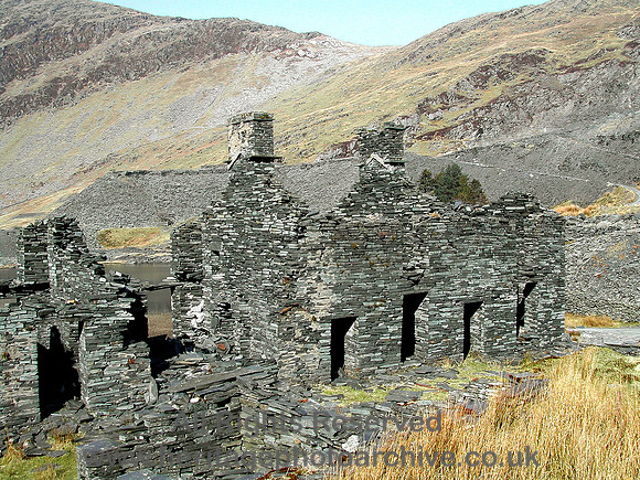 HRS 5224 Cwmorthin Slate shed 2004