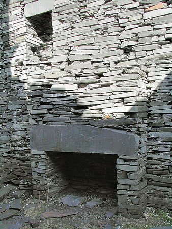 HRS 5225 Cwmorthin Slate fireplace 2004