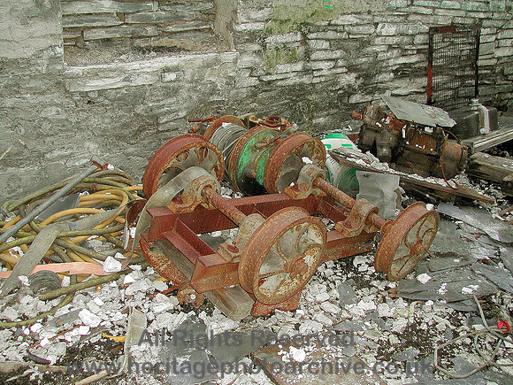 HRS 5228 Cwmorthin, Old slate truck in disused building 2004