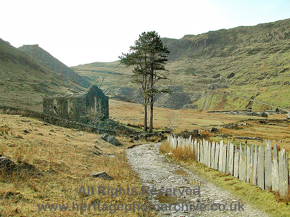 HRS 5260 Cwmorthin Calvinistic Methodist chapel and tramroad 2004
