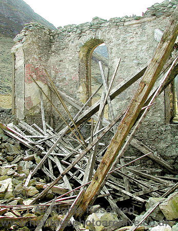 HRS 5261 Cwmorthin, Calvinistic Methodist Chapel, Interior 2004