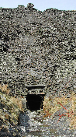 HRS 5289 Cwmorthin entrance level 2004