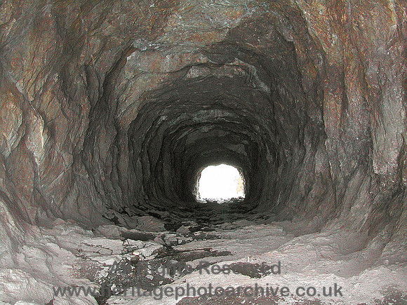 HRS 5311 Wrysgan Quarry, Inside tunnel on incline 2004