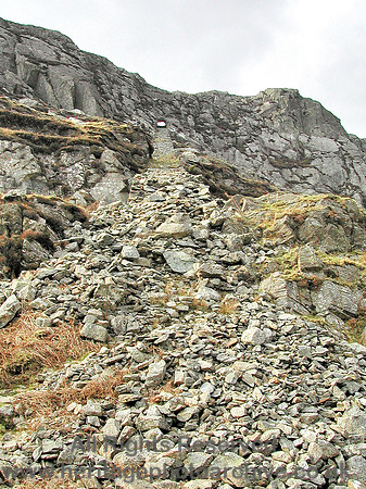 HRS 5317 Wrysgan Quarry incline, Looking up incline 2004