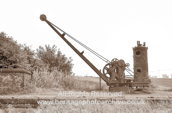 HRS 553 MBBC Steam crane Mount Sion 1970s