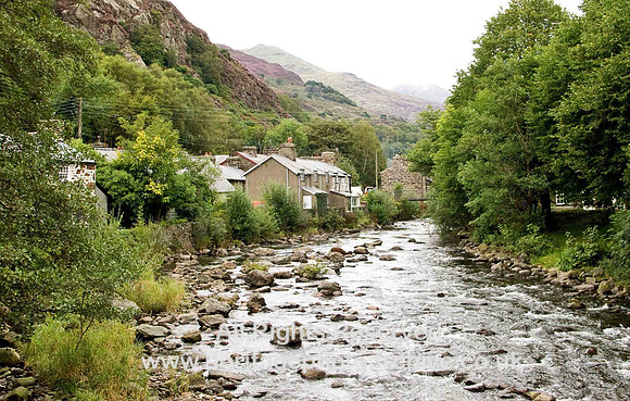 HRS 642 Beddgelert looking towards Snowdon