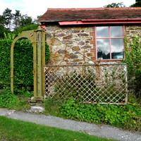 Pensychnant iron gate
