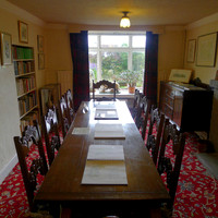 Pensychnant,  Library