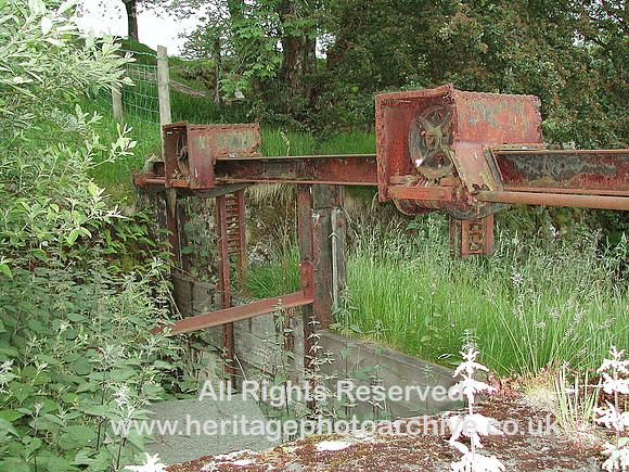 HRS 5573 Dolgarrog, Sluice on leat above Coedty 2004