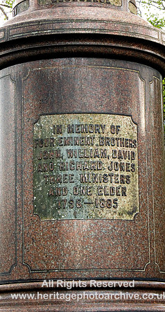 HRS 5894 Dolwyddelan, Jones Memorial 2004