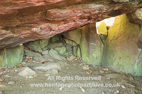 HRS 5929 Neolithic burial chamber, Hebdre Waelod interior 2009