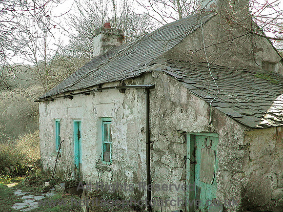 HRS 5969 Pennant,  Llanbedr-y-cennin 2004
