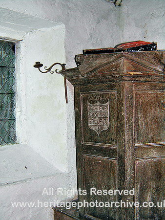 HRS 6088 Llanrhychwyn church pulpit 2004