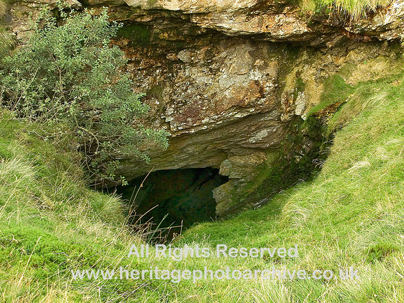 HRS 6124 Cwt y Bugail Quarry, Entrance tunnel 60 degree quarry entrance 2008