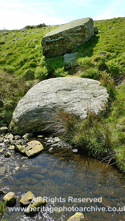 HRS 6367 Erratics above drainage channel Image 28