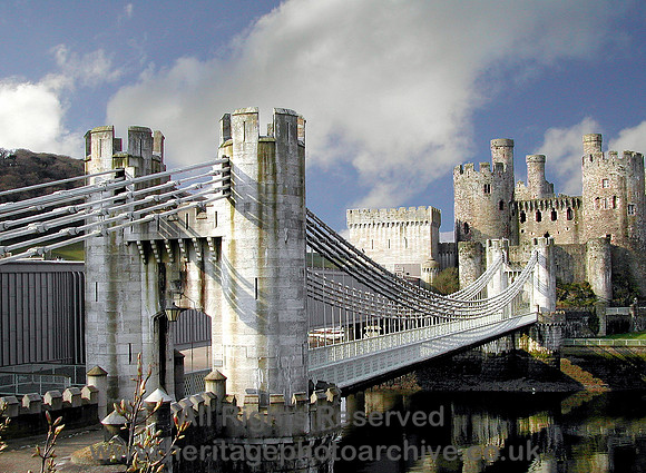 HRS 6414 Conwy Castle and Suspension Bridge 2003