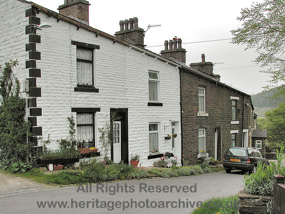 HRS 6474 Terraced housing, Weir 2005