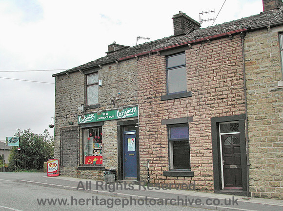 HRS 6475 Weir, Convenience store 2005