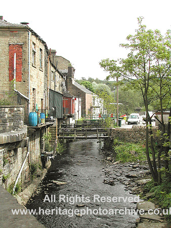 HRS 6492 Waterfoot, general view riverside housing 2005