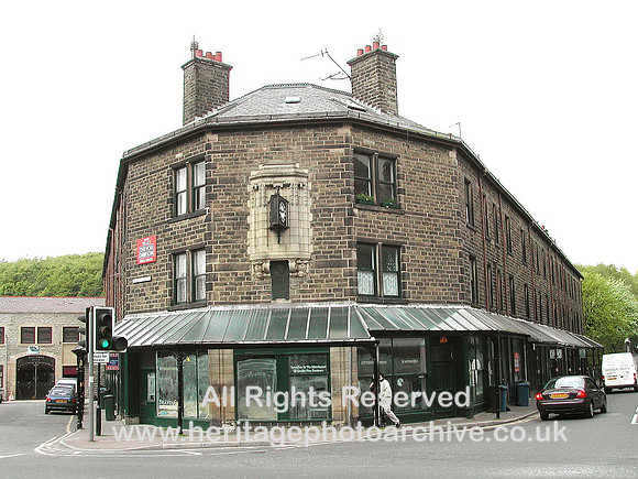 HRS 6495 Waterfoot Arcade and shops 2005