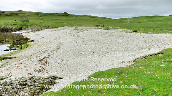 HRS 6585 Fetlar, Funzie storm beach 2006