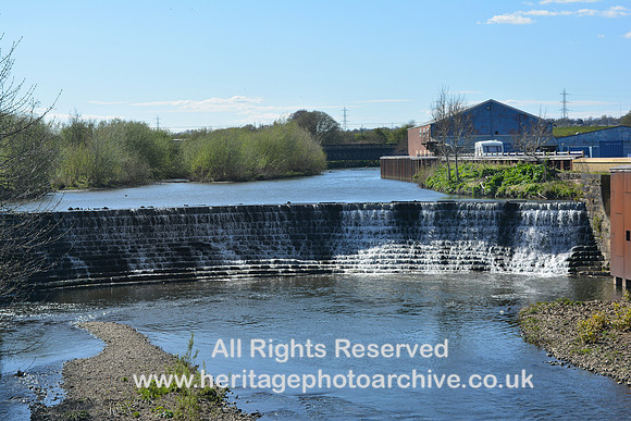 HRS 11563 Radcliffe, Warth, Bealeys Weir looking NW 20 April 2023 DSC_0397