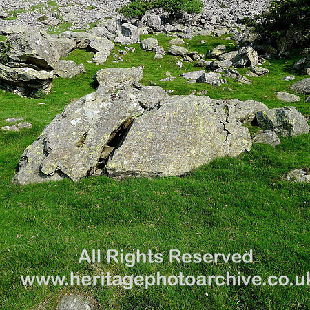 HRS 6626 Norber, Ice-split erratic lower boulder field