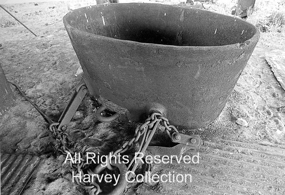 Backbarrow Iron Works, cast iron bucket or cauldron