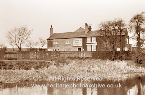 HRS 305 MBBC Farmer's Arms Feb 1968