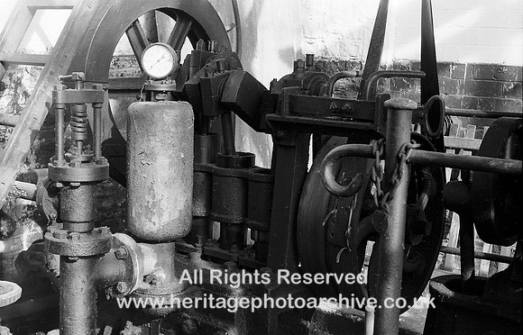 HRS 3335 Haslingden, Carr-Parker mill donkey engine 1969