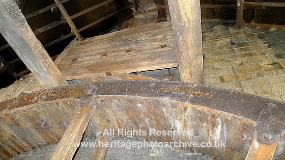 HRS 6743 Alston, Cornmill waterwheel top arrangement