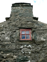 HRS 5562 Cwmystadllyn, Ty newydd window 2008